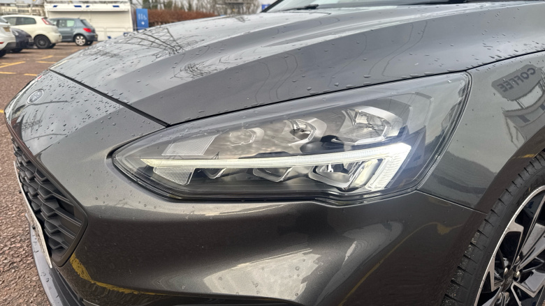 Ford Focus 1.0 EcoBoost Hybrid mHEV 125 ST-Line X Edition 5dr Petrol Hatchback